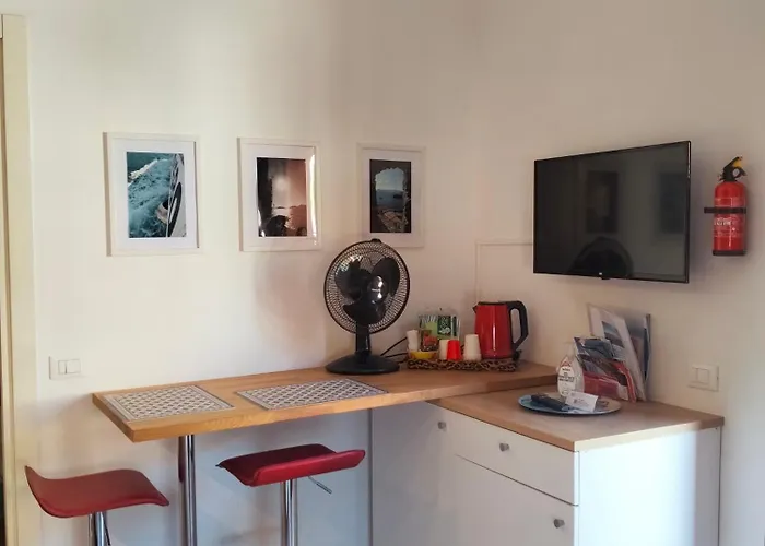 Chez Nous Πανσιόν *